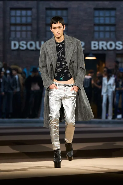 Look 57